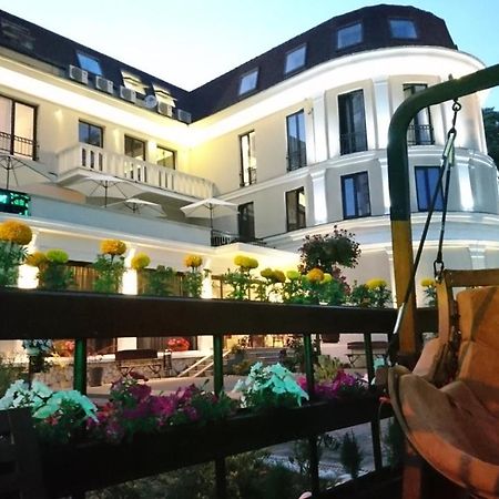 Spa Hotel Karakas Sukhumi Exterior photo