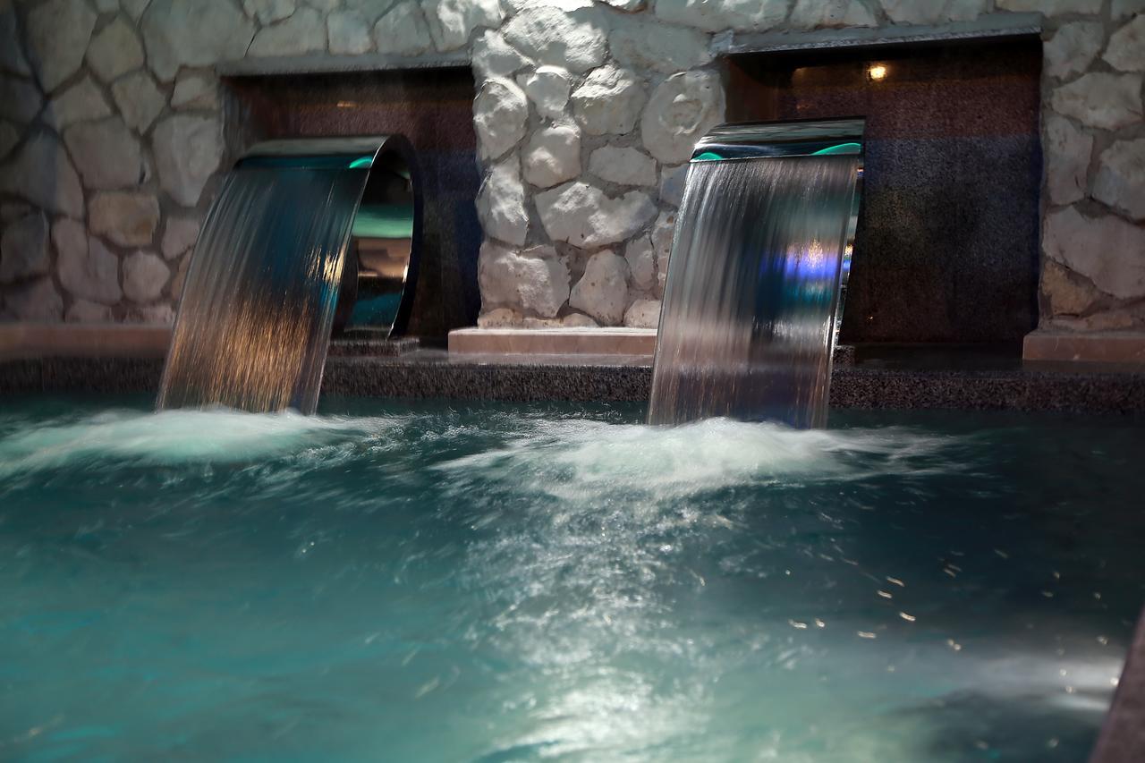 Spa Hotel Karakas Sukhumi Exterior photo