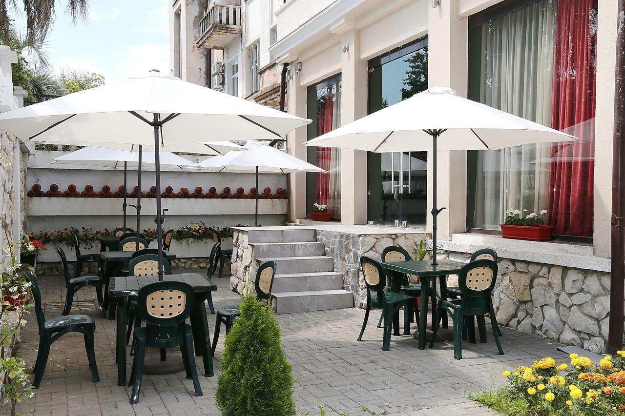 Spa Hotel Karakas Sukhumi Exterior photo