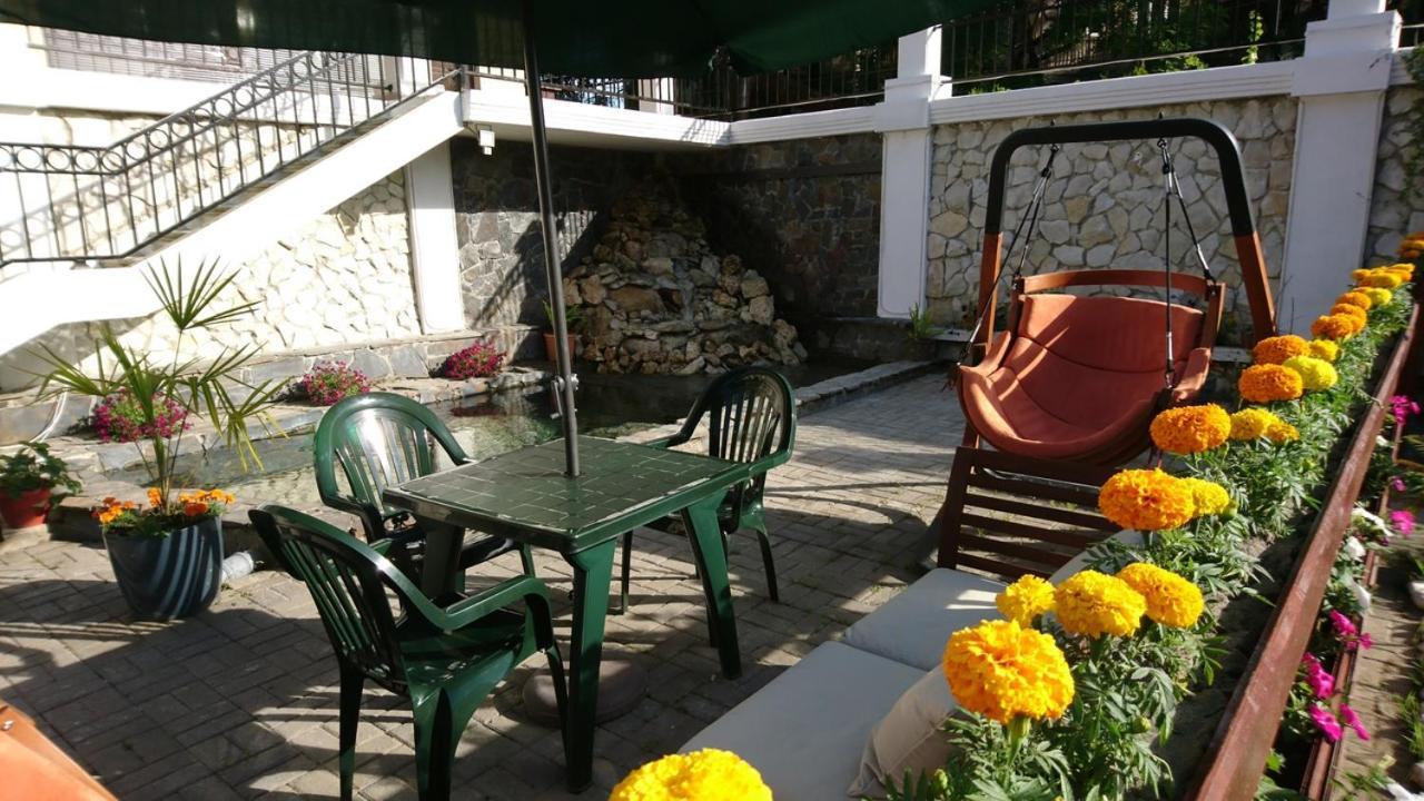 Spa Hotel Karakas Sukhumi Exterior photo